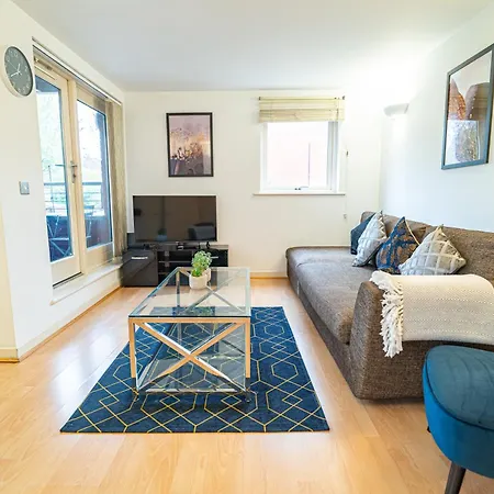 Kings Cross, 2 Bed Apartment